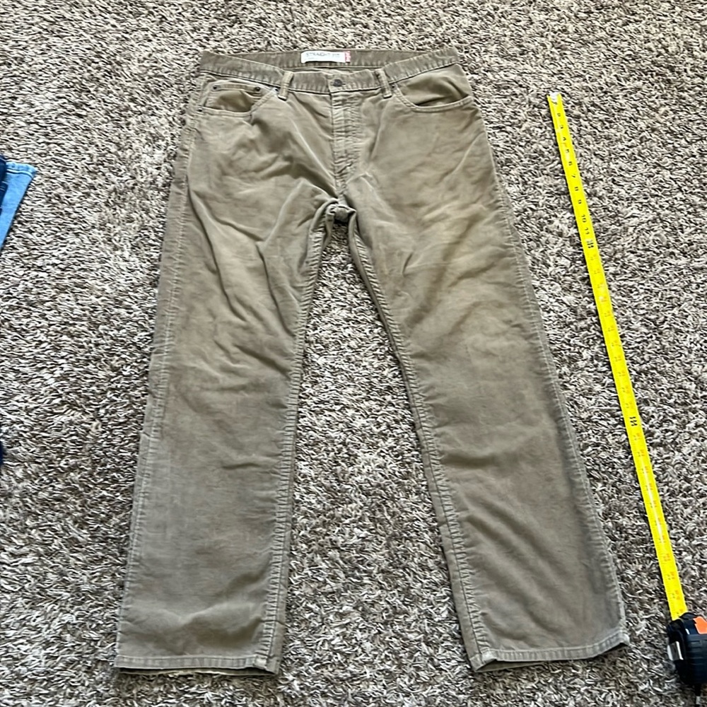 Levis 501 corduroy pants men’s 36 x 30 straight fit